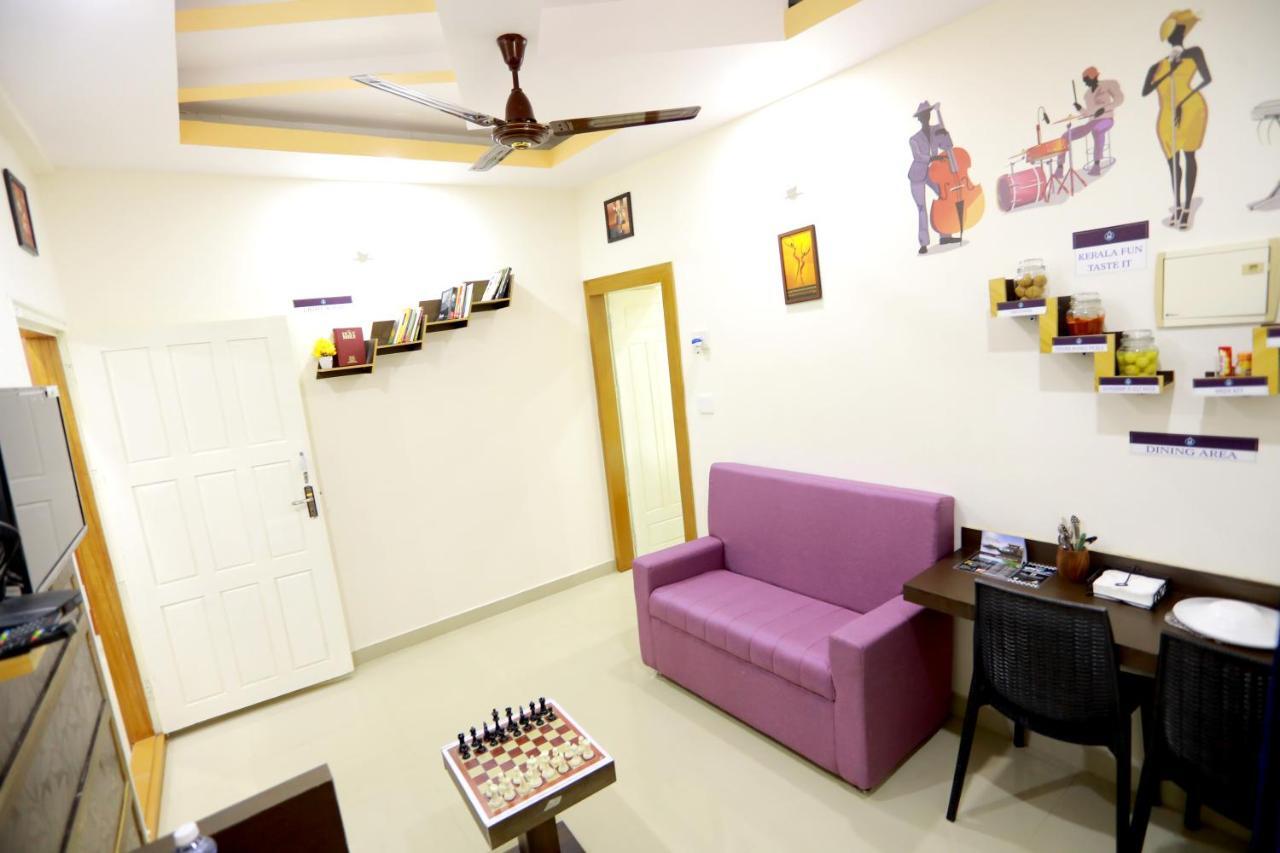 Base9 Cochin Airport Hotel Nedumbassery Exterior photo